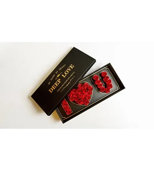 Κουτί I Love U με Αληθινά Τριαντάφυλλα