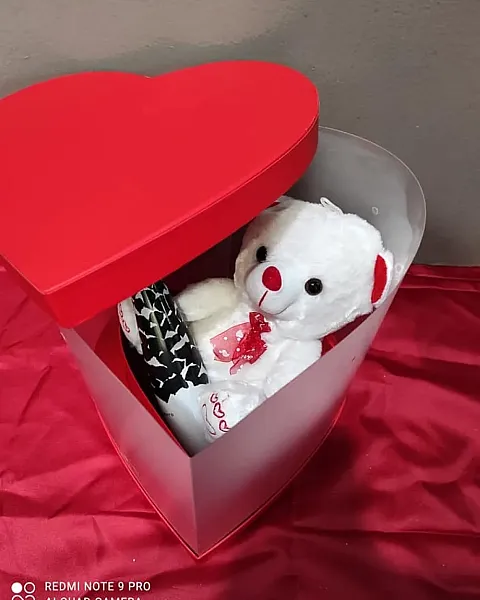 Καρδιά κουτί με κρασί & αρκουδάκι