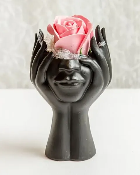 Πρόσωπο μεγάλο