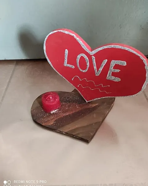 Ξύλινες καρδιές με κερί & διαφορά στιχάκια